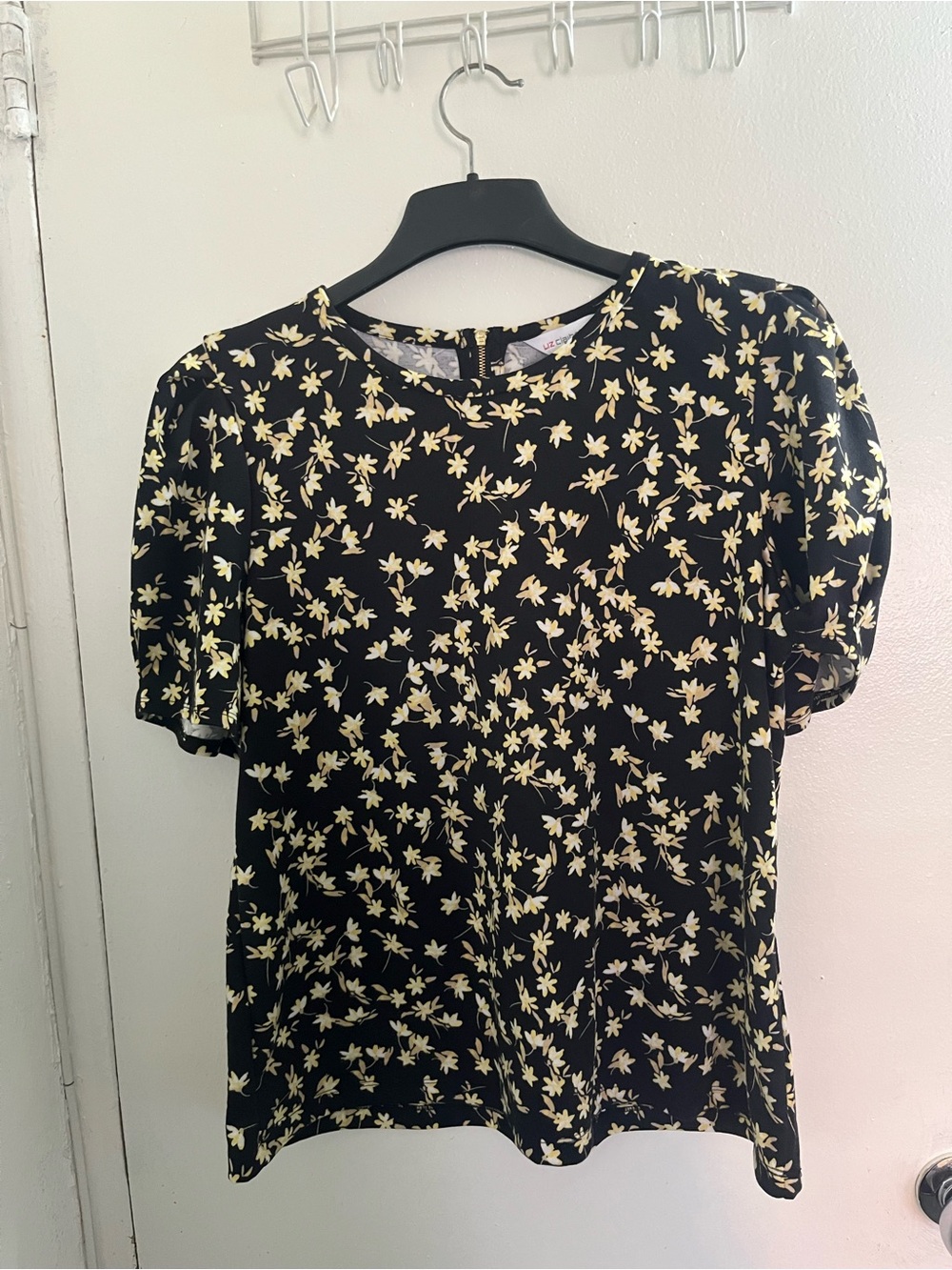 Liz Claiborne Black Blouse with Yellow Floral Print and Puff Sleeves